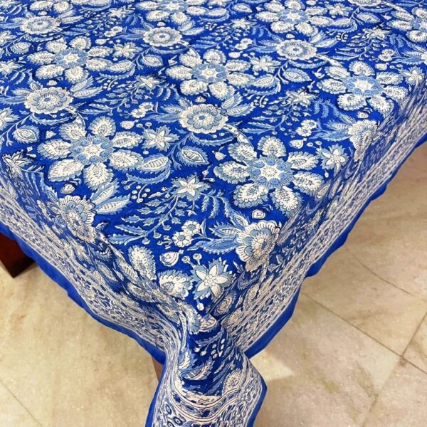 Table runner
