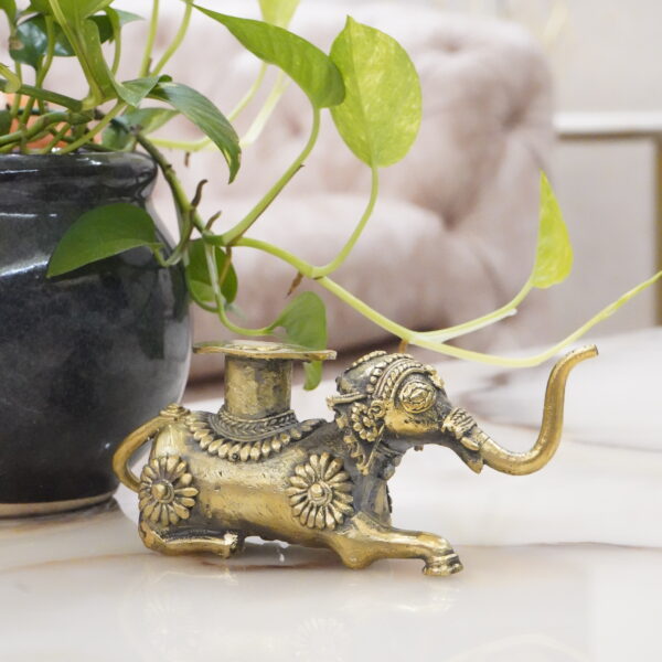 ELEPHANT CANDLE STAND
